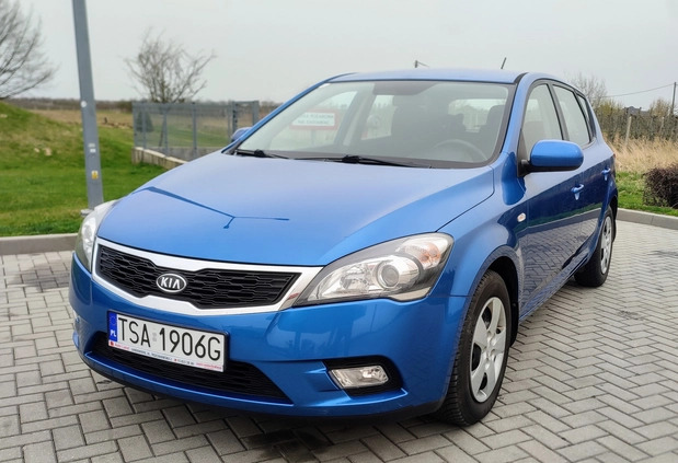 Kia Ceed cena 20900 przebieg: 162000, rok produkcji 2010 z Sandomierz małe 29